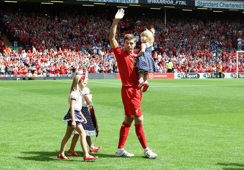 Λίβερπουλ: Ο Τζέραρντ με τα παιδιά του (photos)