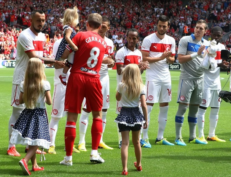 Λίβερπουλ: Ο Τζέραρντ με τα παιδιά του (photos)