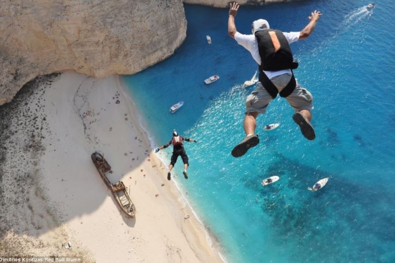 Red Bull: Φωτογραφίες που κόβουν την ανάσα! (photos)