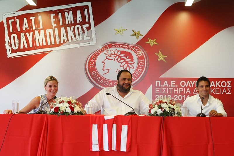 Μαρινάκης: «Κόσμημα ο Σαβιόλα» (photos+videos)
