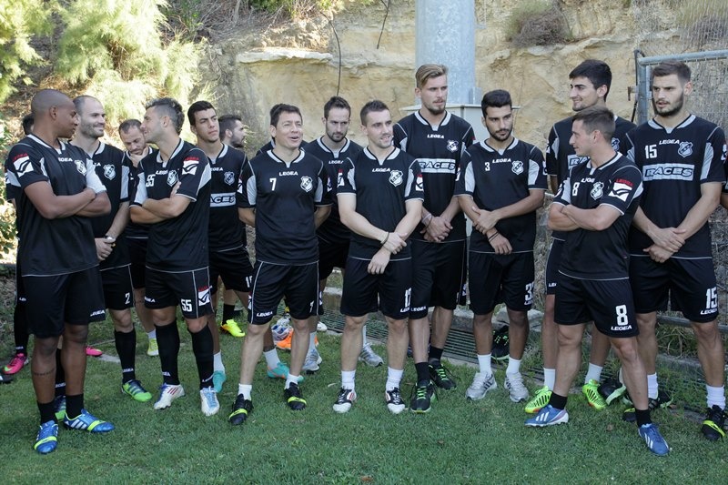 Δερμιτζάκης: «Κοντά σε αμυντικό» (photos)