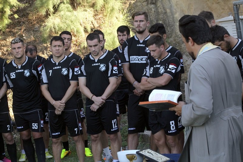 Δερμιτζάκης: «Κοντά σε αμυντικό» (photos)