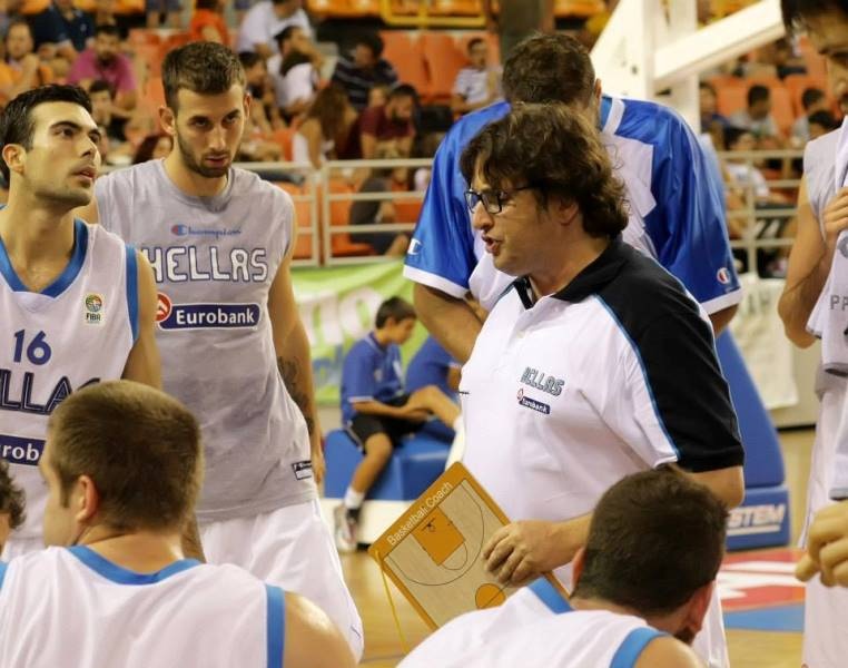 Εθνική Ελλάδας Ανδρών: Το νέο λουκ του Φώτση και τα αποδυτήρια (videos+photos)