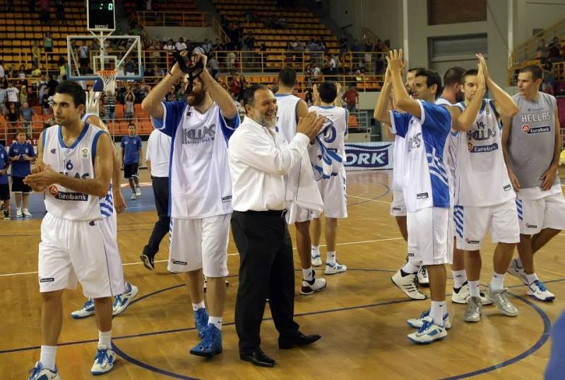 Εθνική Ελλάδας Ανδρών: Το νέο λουκ του Φώτση και τα αποδυτήρια (videos+photos)