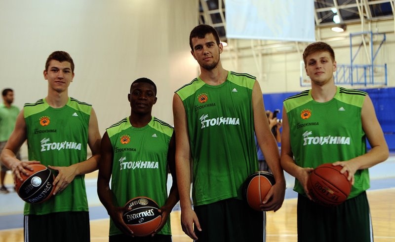 Παναθηναϊκός: Βοηθούν τέσσερις (photos)