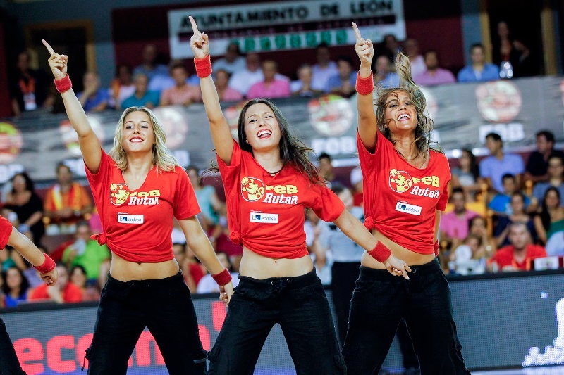 Ισπανία: Κανένα πρόβλημα με Σκόπια (photos)