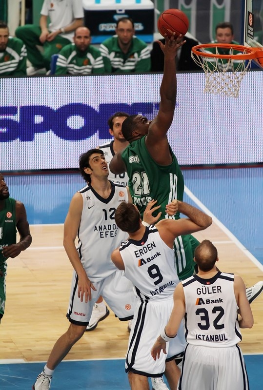 Παναθηναϊκός: Καρφώματα χωρίς... σύνορα (photos+videos)