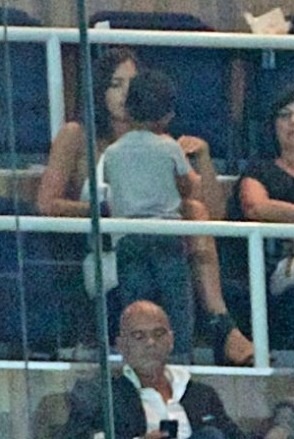 Ρεάλ Μαδρίτης: Η Ιρίνα Σάικ με τον γιο του Ρονάλντο (photos)