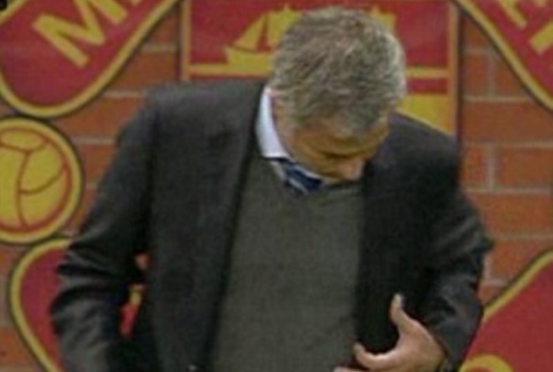 Οι αγκαλιές και το... χαμένο στυλό του Μουρίνιο (photos)