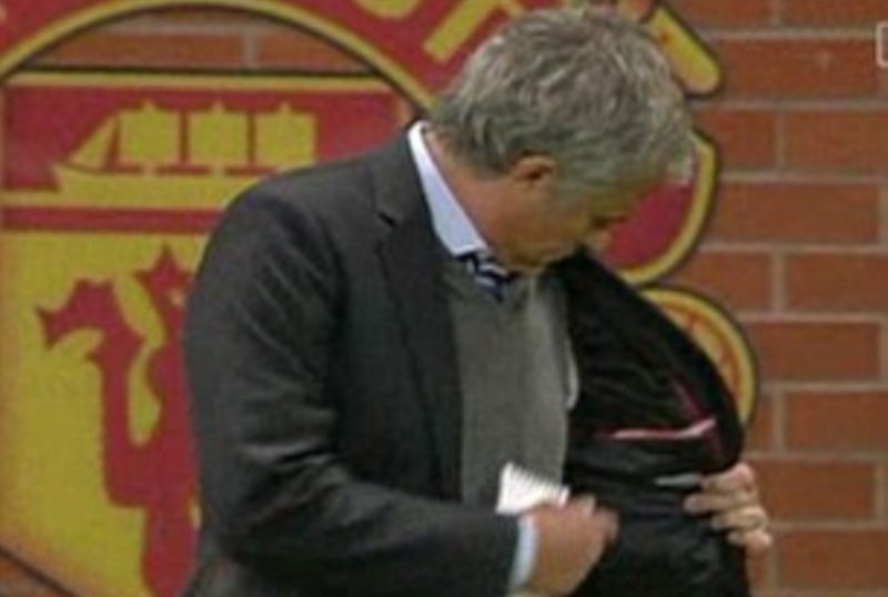 Οι αγκαλιές και το... χαμένο στυλό του Μουρίνιο (photos)