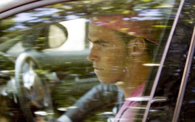 Τότεναμ: Ροζ ο Μπέιλ! (photos)