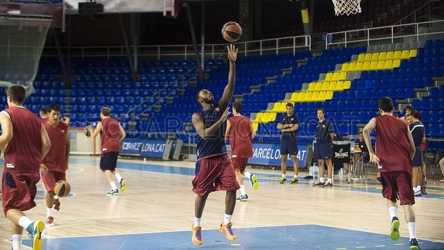 Μπαρτσελόνα: Με «Σάρας» η πρώτη (photos)