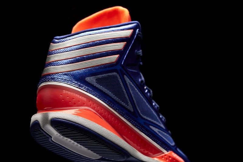 adizero Crazy Light 3: Το πιο ελαφρύ παπούτσι στον κόσμο μόλις έγινε… ακόμη ελαφρύτερο!
