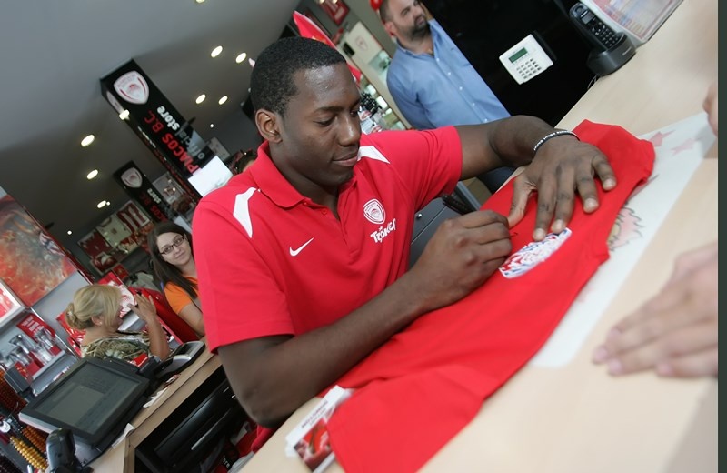 Ολυμπιακός: Αντικείμενο θαυμασμού ο Ντάνστον (photos)