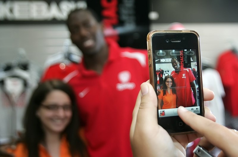 Ολυμπιακός: Αντικείμενο θαυμασμού ο Ντάνστον (photos)