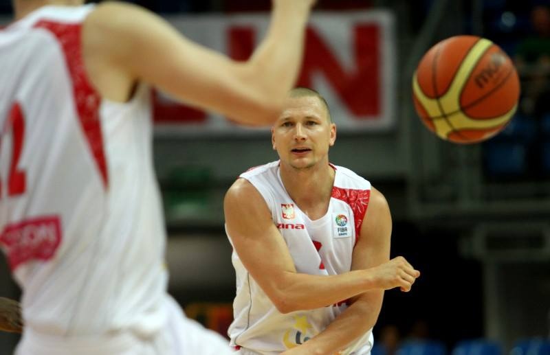 Πολωνία: «Σκίζει» τους αιθέρες (photos+videos)