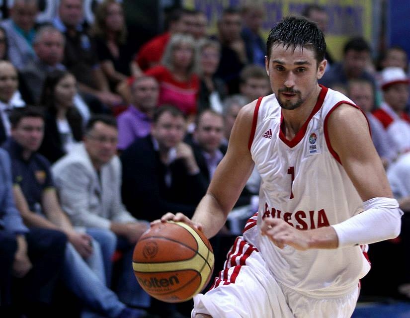 Ρωσία: «Αρκούδα» που δεν... δαγκώνει (photos+videos)