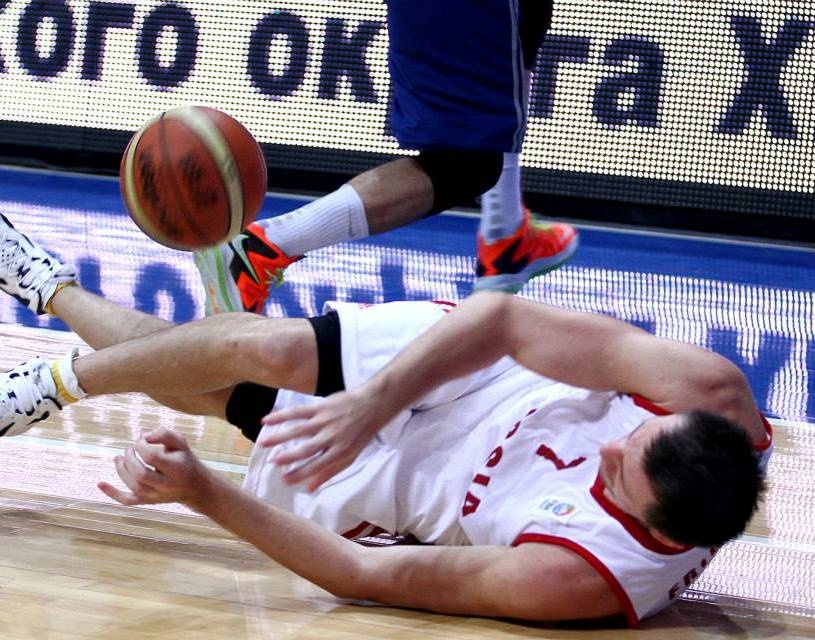 Ρωσία: «Αρκούδα» που δεν... δαγκώνει (photos+videos)