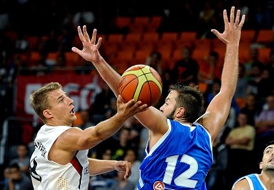 Γερμανία: Νοβίτσκι… να σε είχα πρώτα! (photos+videos)
