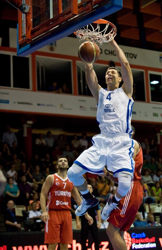 Τσεχία: Πιστεύει στην… έκπληξη (photos+videos)