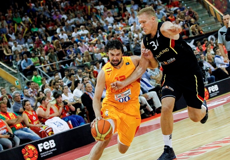 Ισπανία: Τριτώνει το… χρυσό! (photos+videos)