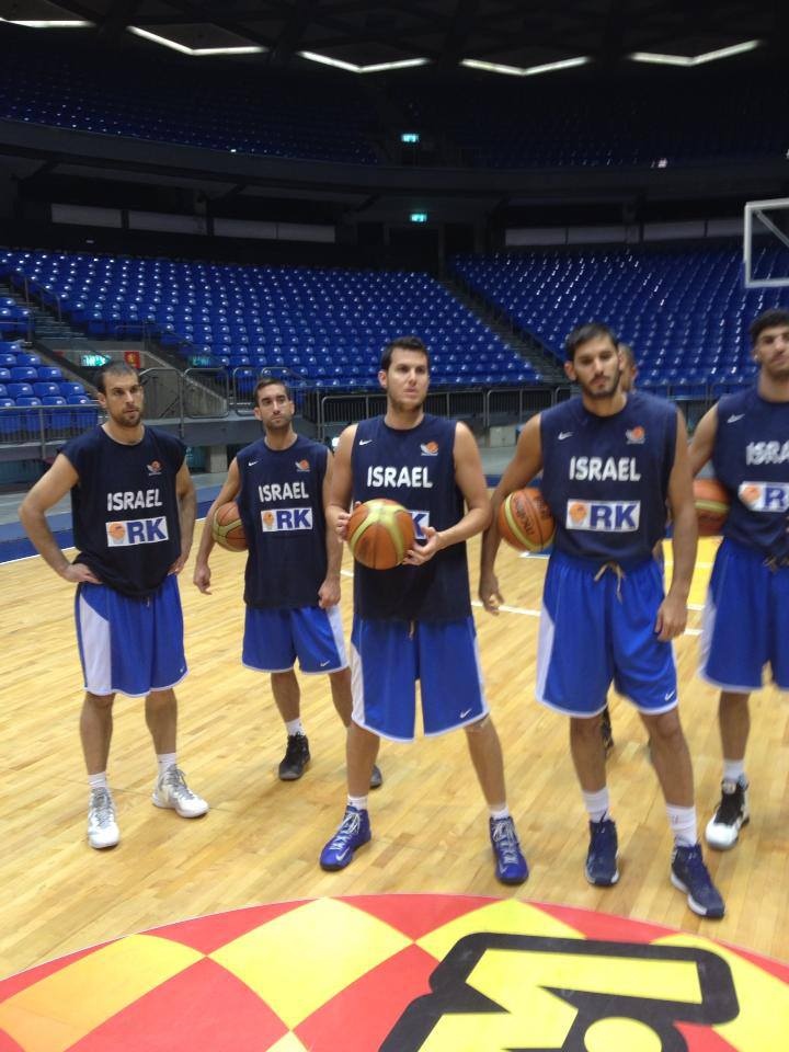 Ισραήλ: Να ξεκολλήσει από το…13 (photos+videos)