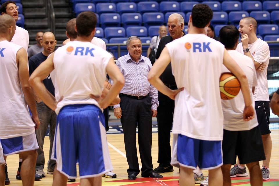 Ισραήλ: Να ξεκολλήσει από το…13 (photos+videos)