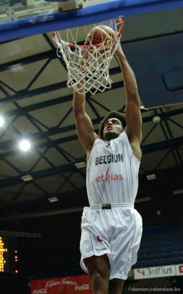Βέλγιο: Κάτι… γίνεται! (photos+videos)