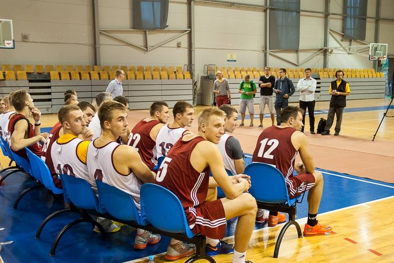 Λετονία: Πρώτη δεν είναι πια… (photos+videos)