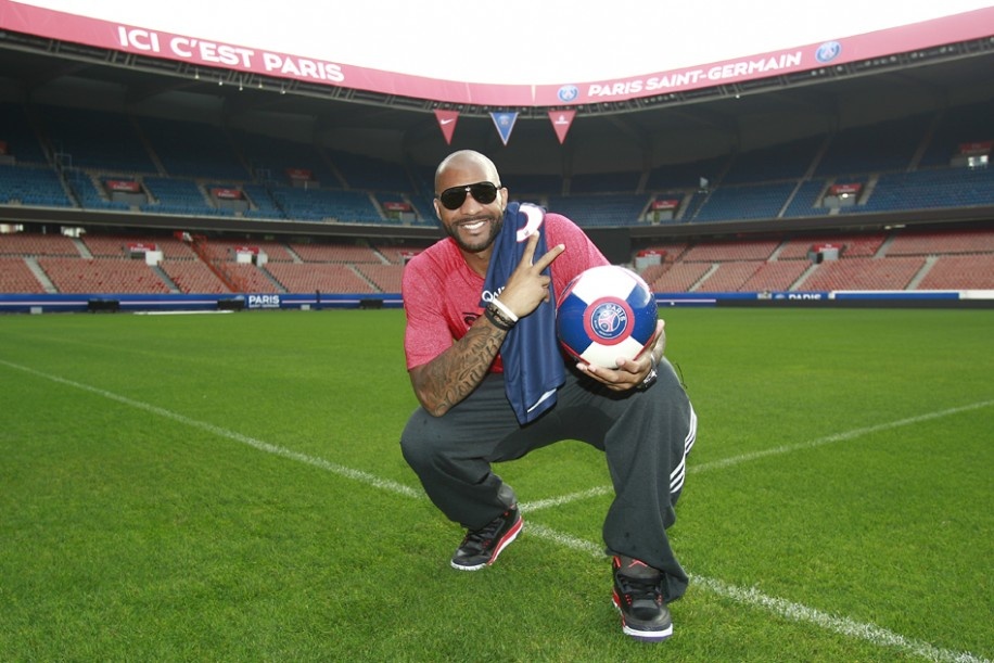 Παρί Σεν Ζερμέν: Πήρε και… Μπούζερ! (photos)