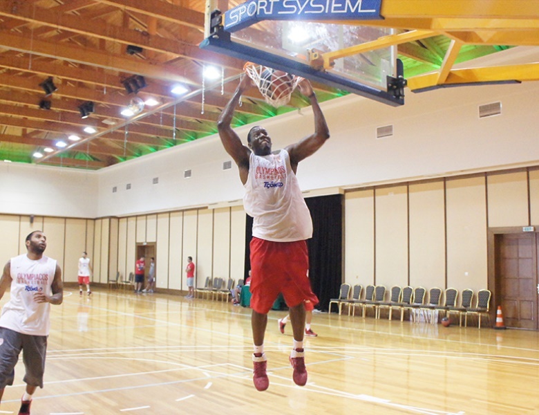 Ολυμπιακός: Κέφια ο Ντάνστον (photos)