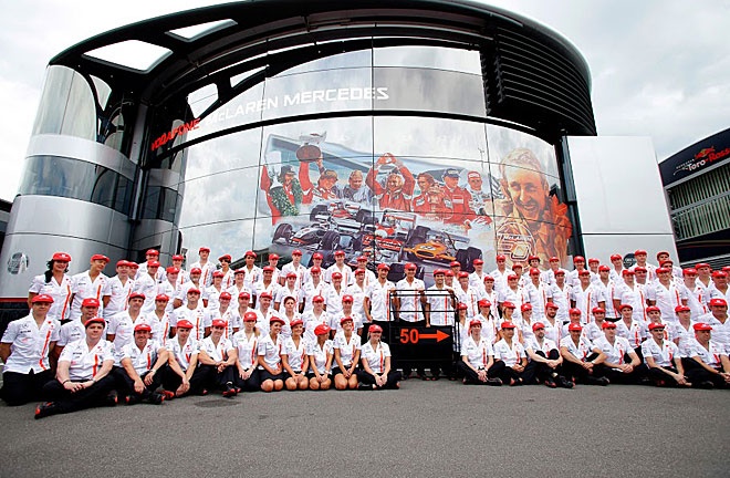 Ιταλικό γκραν πρι: H… σέξι Μόντσα (photos)