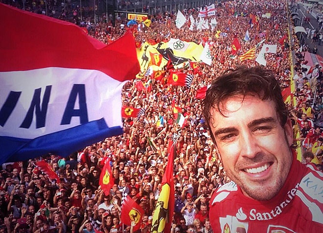 Ιταλικό γκραν πρι: H… σέξι Μόντσα (photos)