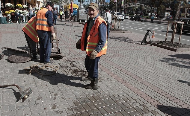 Mundial 2014: Μαχαιρώθηκαν τρεις Άγγλοι στην Ουκρανία (photos+video)