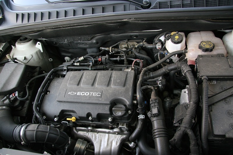 Chevrolet Orlando 1.4T LTZ: New power (photos)