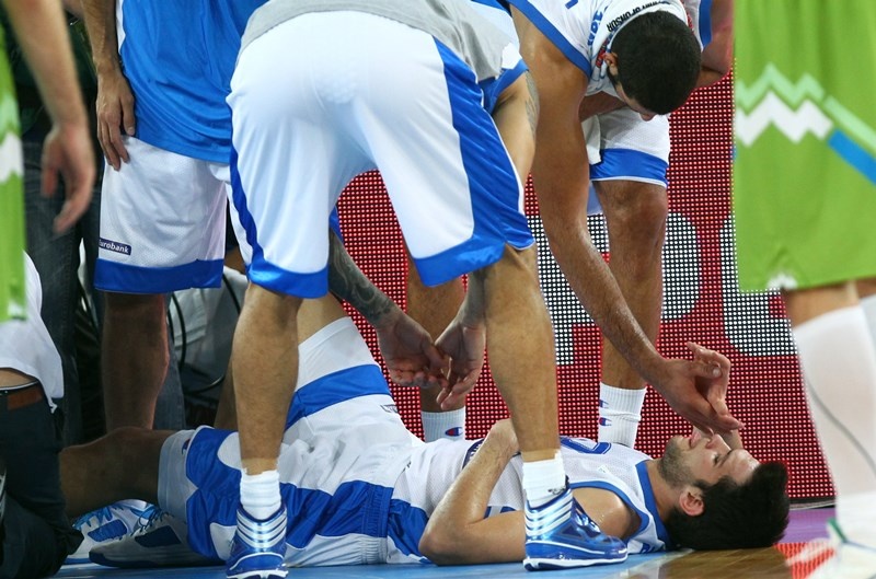 Εθνική Ανδρών: Ο τραυματισμός του Παπανικολάου (photos)