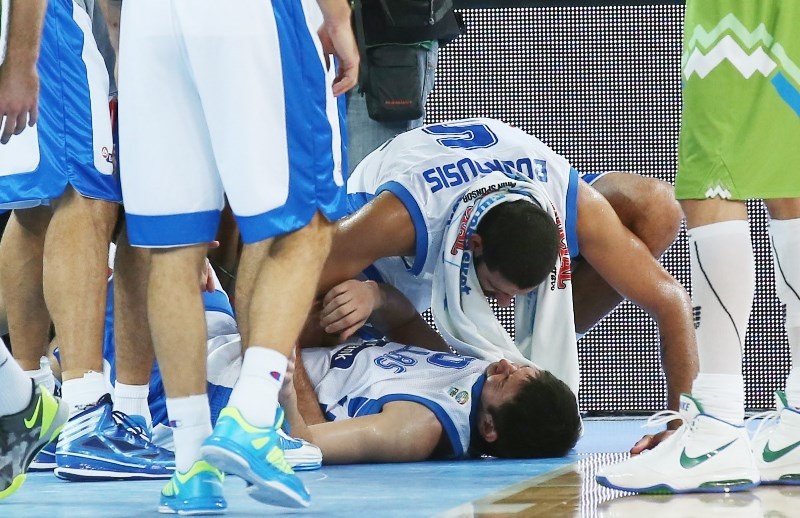 Εθνική Ανδρών: Ο τραυματισμός του Παπανικολάου (photos)