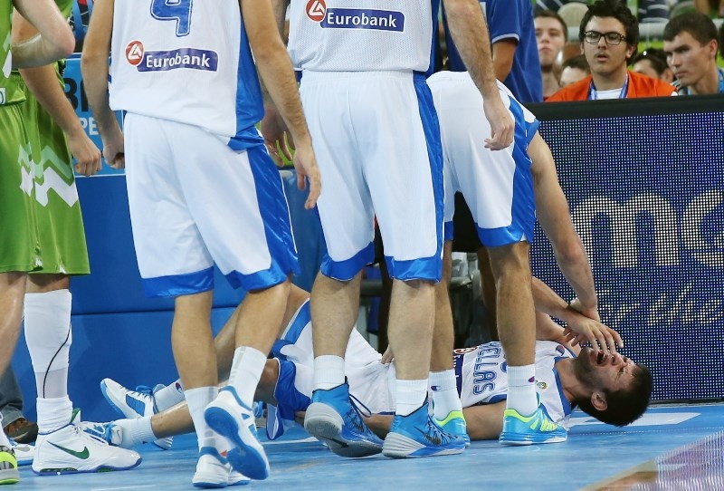 Εθνική Ανδρών: Ο τραυματισμός του Παπανικολάου (photos)