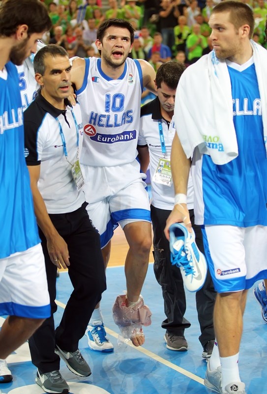 Εθνική Ανδρών: Ο τραυματισμός του Παπανικολάου (photos)