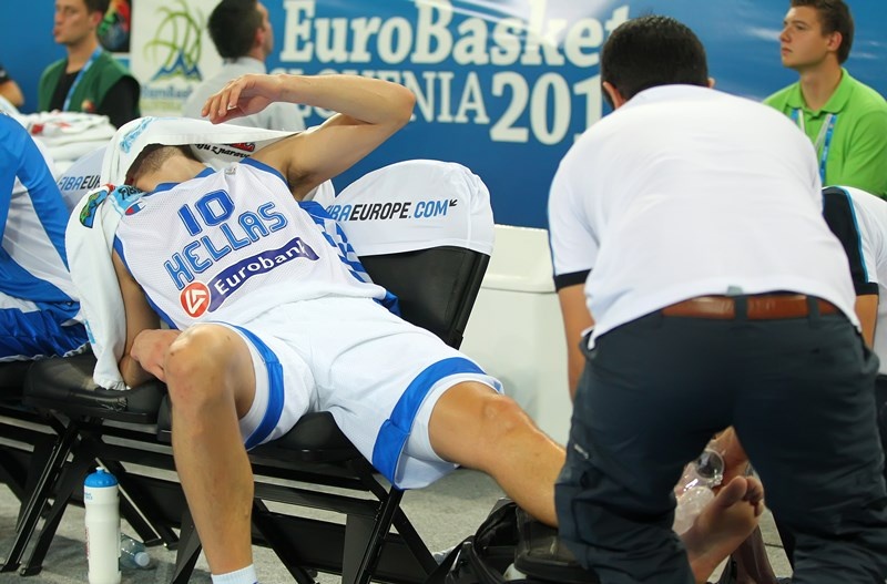 Εθνική Ανδρών: Ο τραυματισμός του Παπανικολάου (photos)