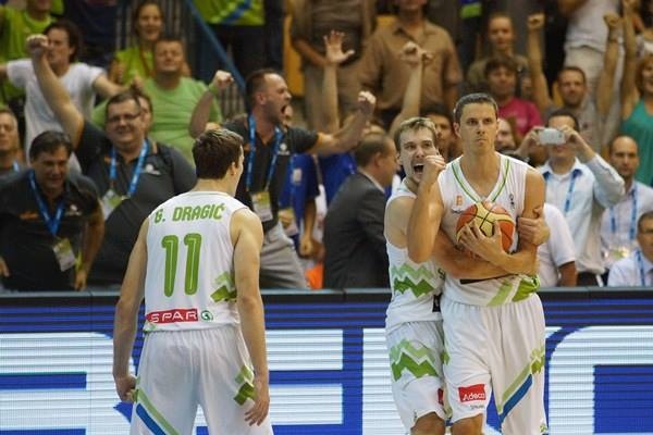 Νάχμπαρ στο Onsports: «Η Σλοβενία, η Ελλάδα και το… μετάλλιο!» (photos+videos)