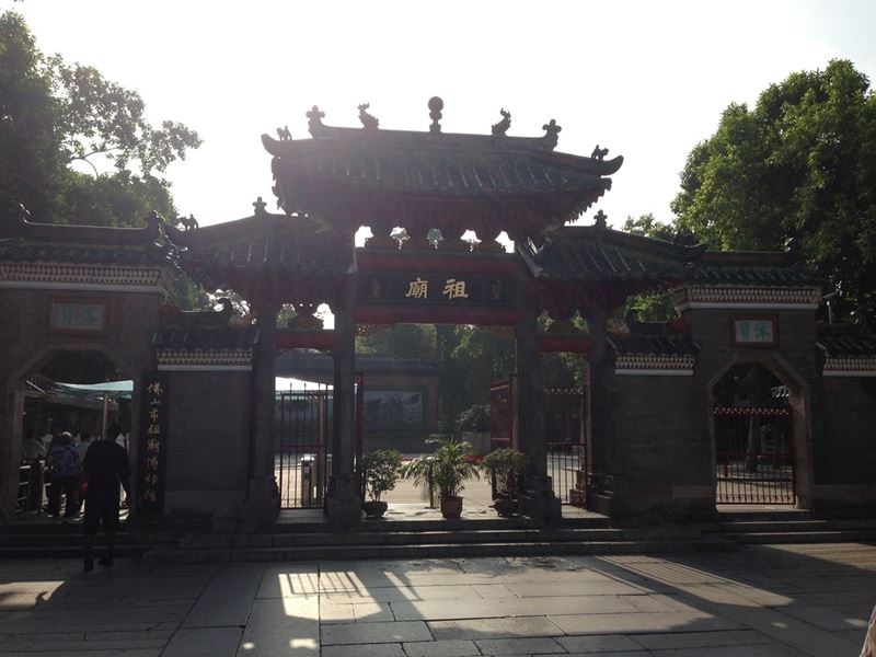 Μπατίστ: «Εγώ και ο… Μπρους Λι» (photos)