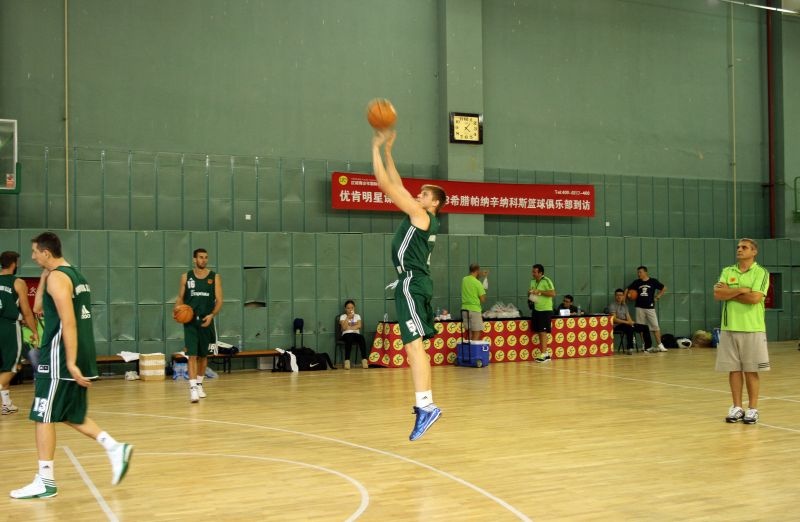 Παναθηναϊκός: Η προπόνηση στο Πεκίνο (video+photos)