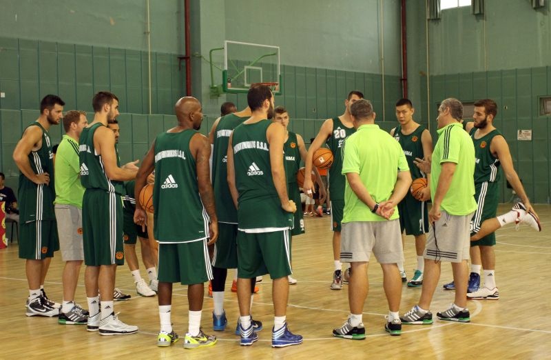 Παναθηναϊκός: Η προπόνηση στο Πεκίνο (video+photos)