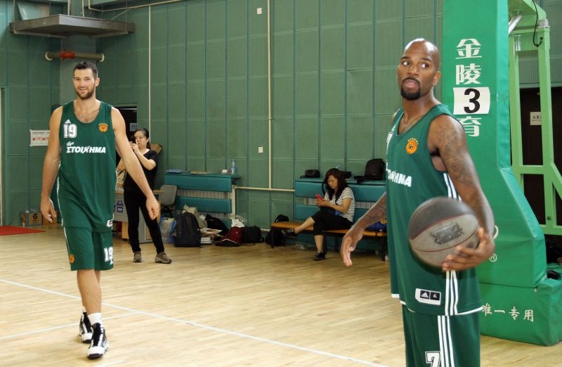 Παναθηναϊκός: Η προπόνηση στο Πεκίνο (video+photos)