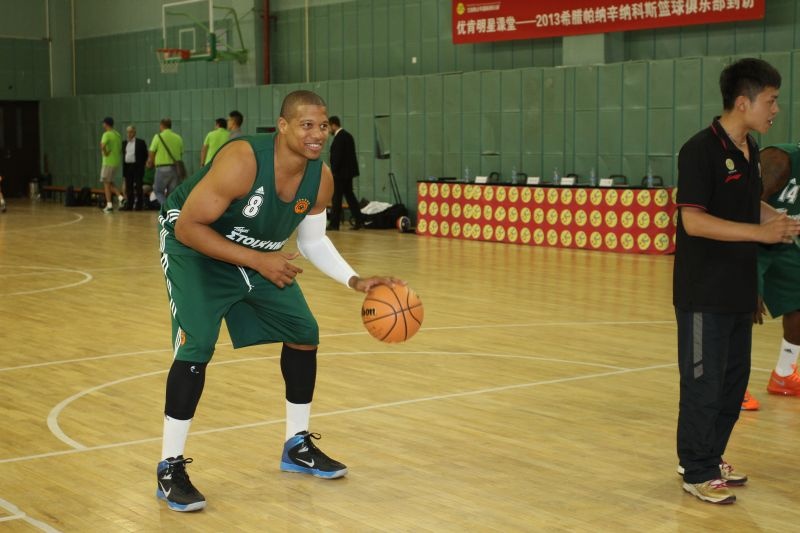 Παναθηναϊκός: Το κοινωνικό πρόσωπο του «εξάστερου» και στην Κίνα (photos+videos)