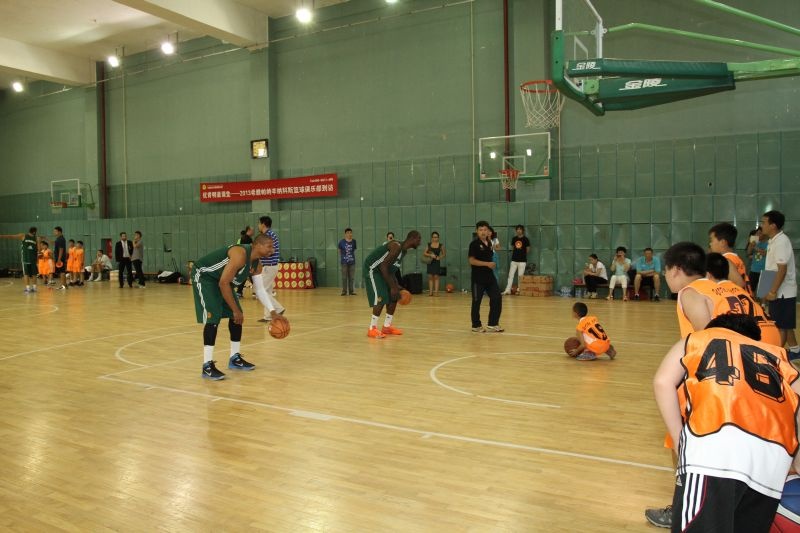 Παναθηναϊκός: Το κοινωνικό πρόσωπο του «εξάστερου» και στην Κίνα (photos+videos)