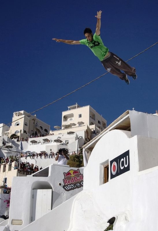 Red Bull Art of Motion 2013: Κόλπα που κόβουν την ανάσα ! (photos+video)