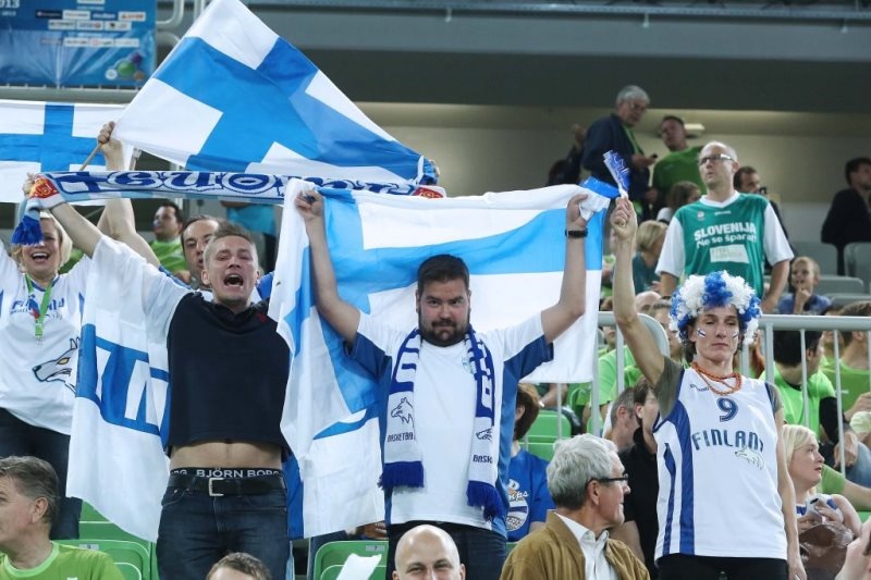 Ευρωμπάσκετ 2013: Το όνειρο των φιλάθλων (photos)