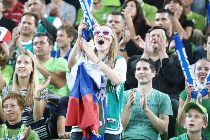 Ευρωμπάσκετ 2013: Όμορφο θέαμα στις κερκίδες (photos)